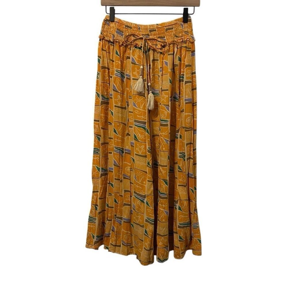 True Destinations Resort Vacation Wear Flare Pants OR Beach Coverup Size MEDIUM